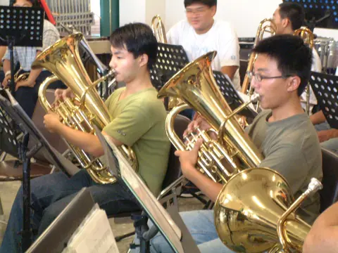 上低音號聲部